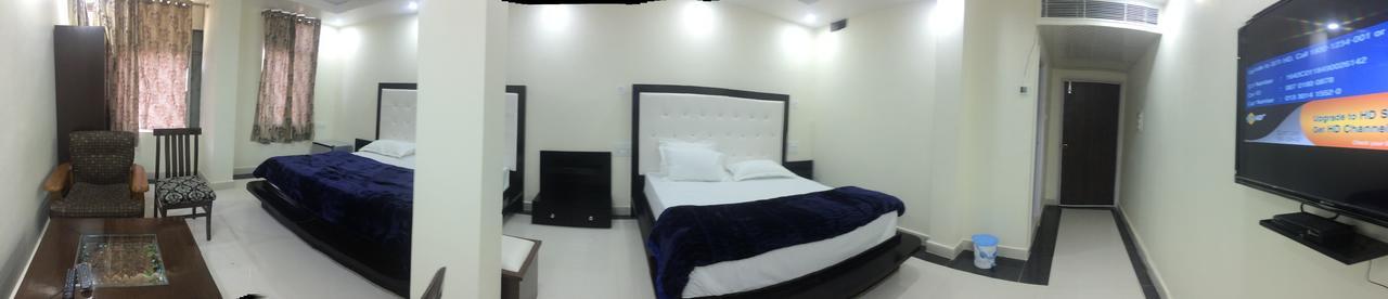 Hotel Platinum Plaza Rohtak Exterior photo